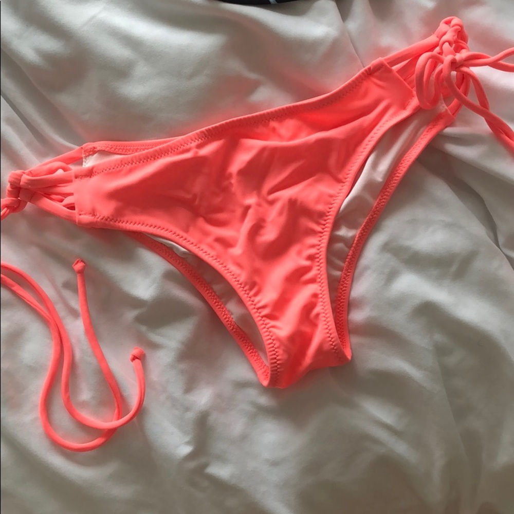 Cheeky bikini bottom. Never worn.